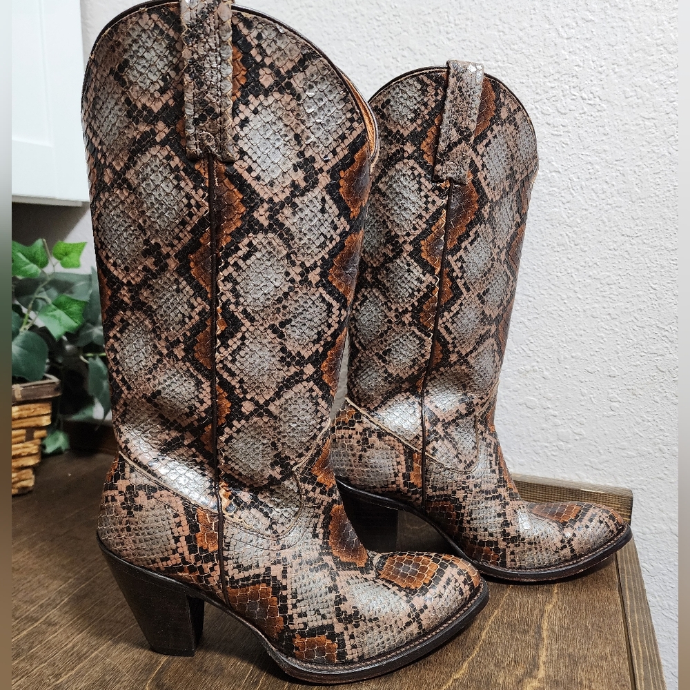 Idyllwind Snakeskin Patterned Women's Boots